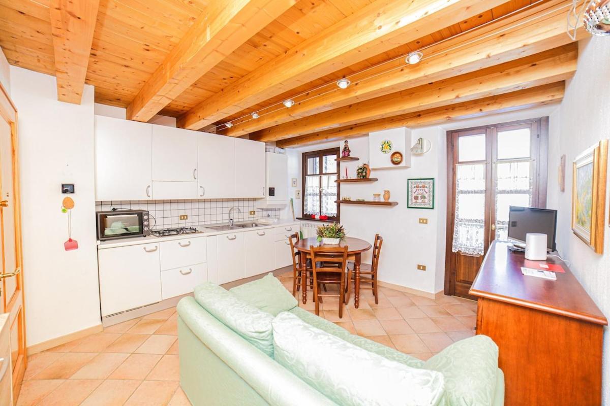Casa Dei Larici 300M From Piste Lägenhet Gressoney-la-Trinité Exteriör bild